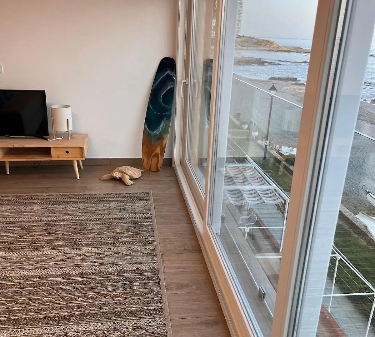 Luxury, Beach Front, Two-Bedroom Apartment Torreguadiaro